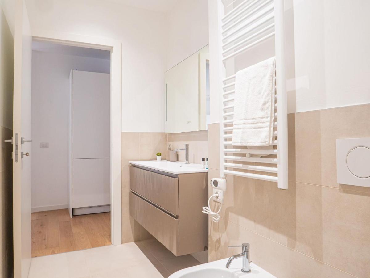 The Best Rent - Modern Apartment Near Corso Buenos Aires ميلان المظهر الخارجي الصورة